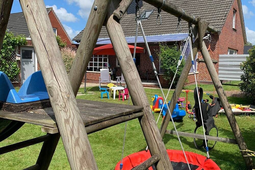 Ferienhaus für 7 Gäste mit 115m² in Hage (246096) — Bild 3