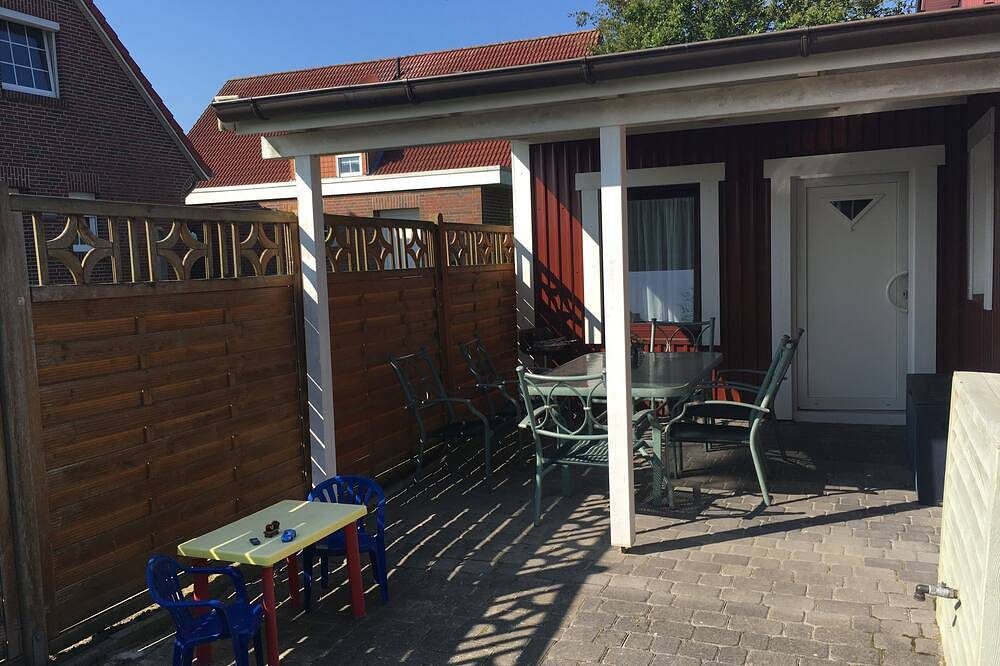 Gemütliches Ferienhaus für bis zu 4 Personen mit Terrasse und Garten — Bild 3