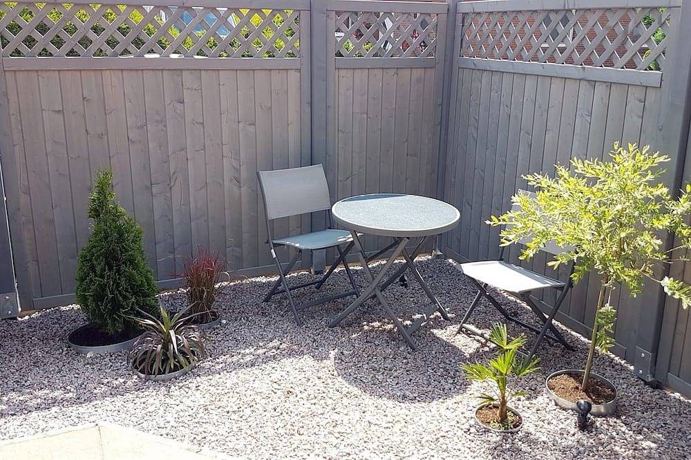 Ferienhaus zentral gelegen in Carolinensiel mit großer Terrasse — Bild 3