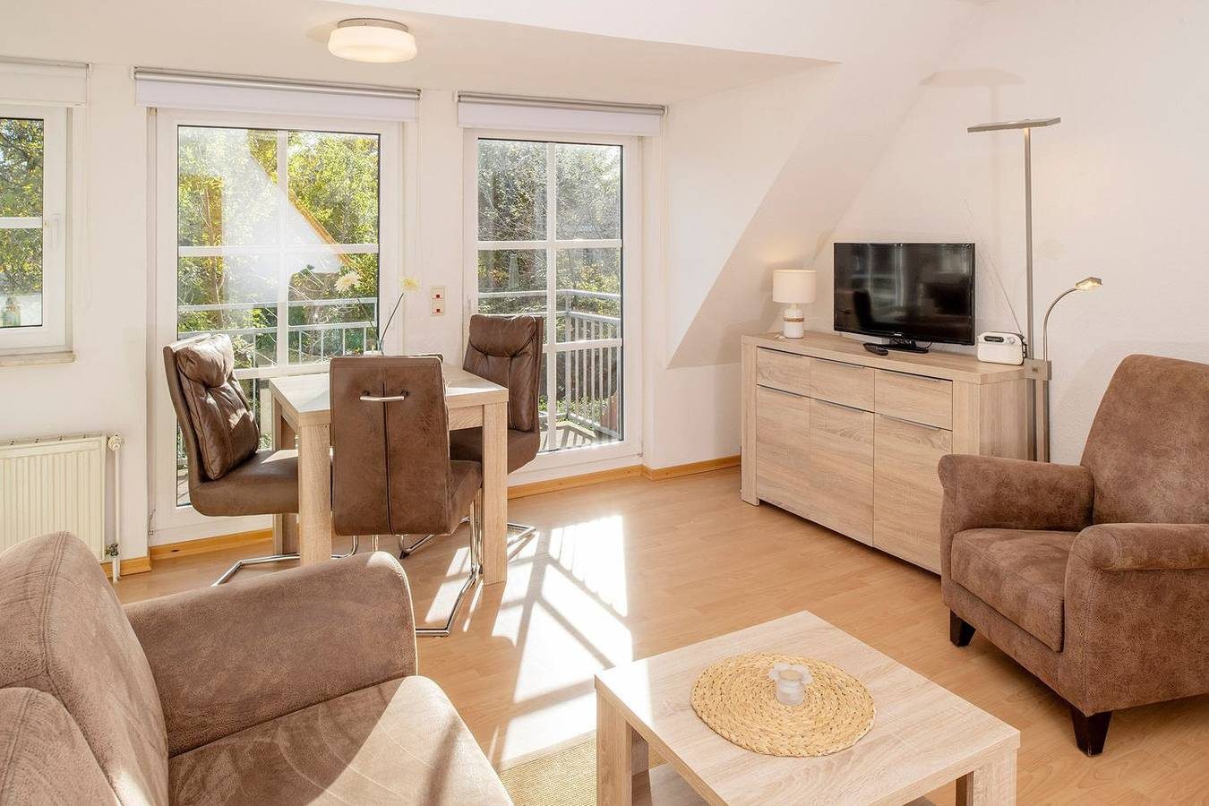 Gemütliche Obergeschoßwohnung mit Blick ins Grüne im idyllisch gelegenen Wohngebiet „An den Hecken” — Bild 3