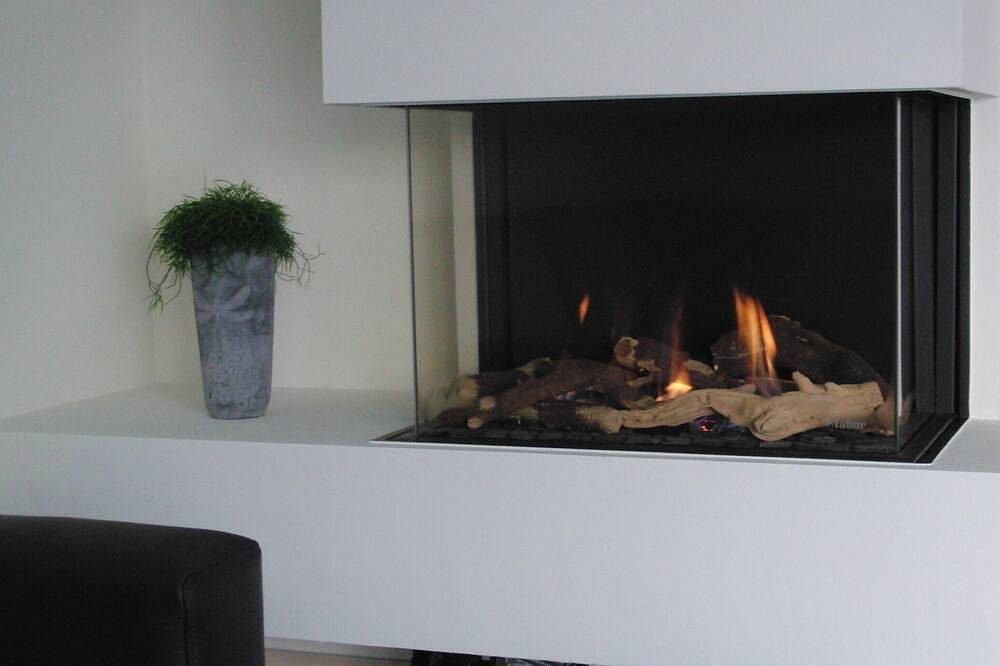 Exklusive 5 Sterne Ferienwohnung in top Lage, mit Sauna, Kamin & großem Balkon. — Bild 3