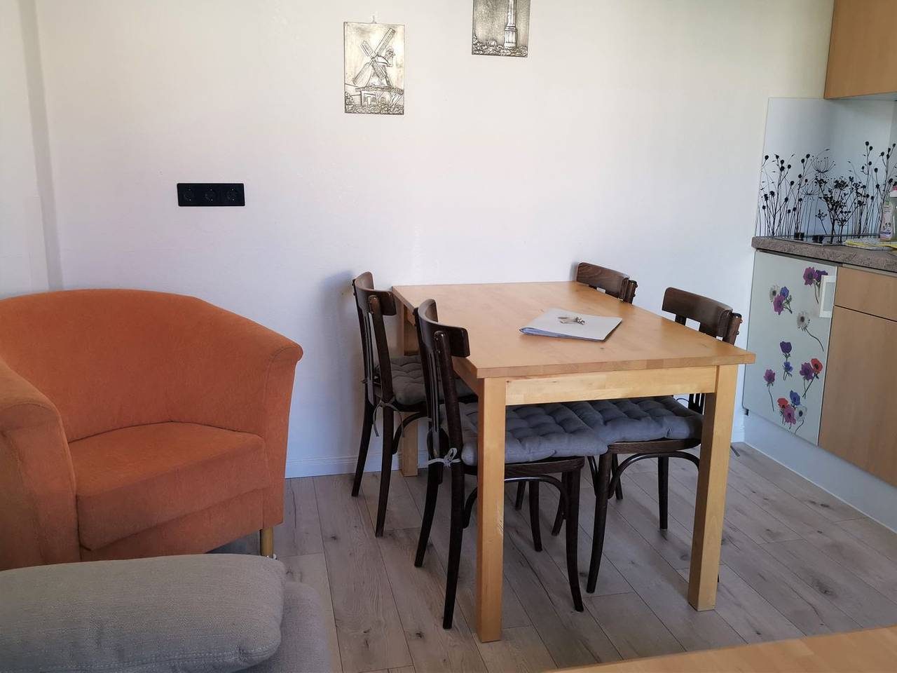 2-Raum-Ferienwohnung mit Balkon in zentraler Lage — Bild 3