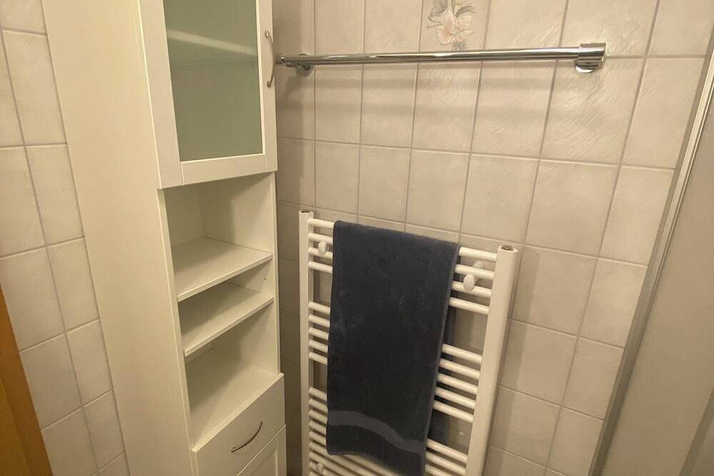 Maritime Fewo Wolkenlos : max. 5 Gäste (inkl. Kleinkind) auf 60m² mit Sw-Balkon — Bild 5