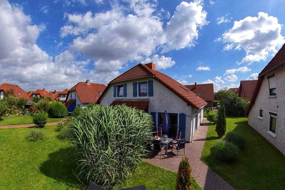 Unsere gemütliche, familienfreundliche Doppelhaushälfte in Hooksiel lädt ein.