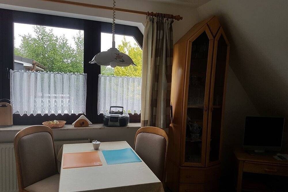Oberwohnung in Westeraccum mit Balkon — Bild 3