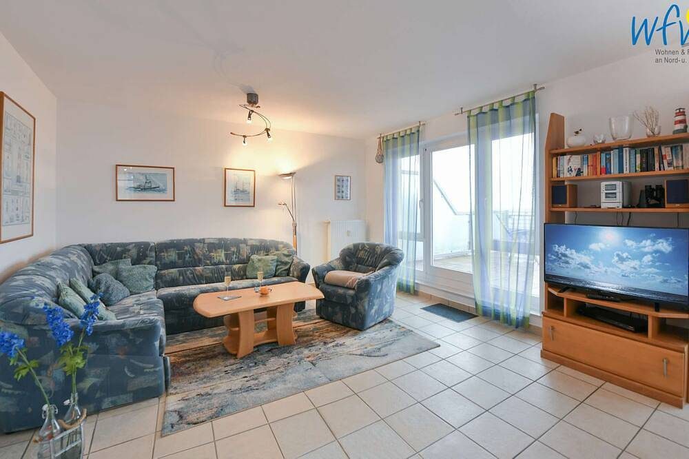 Familienfreundliche Ferienwohnung mit sonniger Dachterrasse und direktem Meerbli