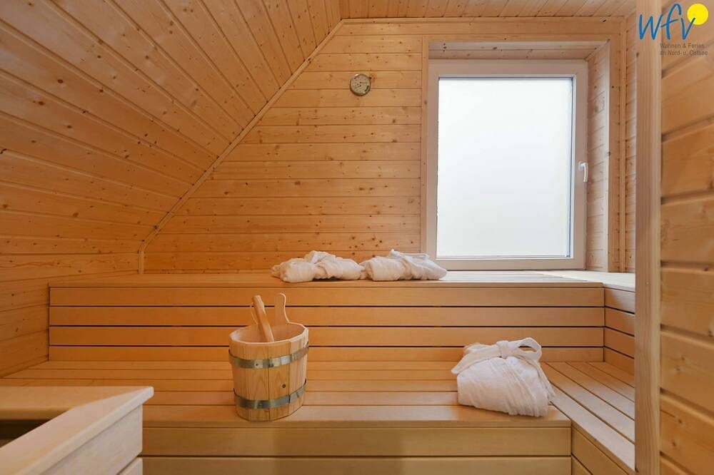 Exklusive Ferienwohnung mit Süd-Terrasse, Garten und Sauna! — Bild 2
