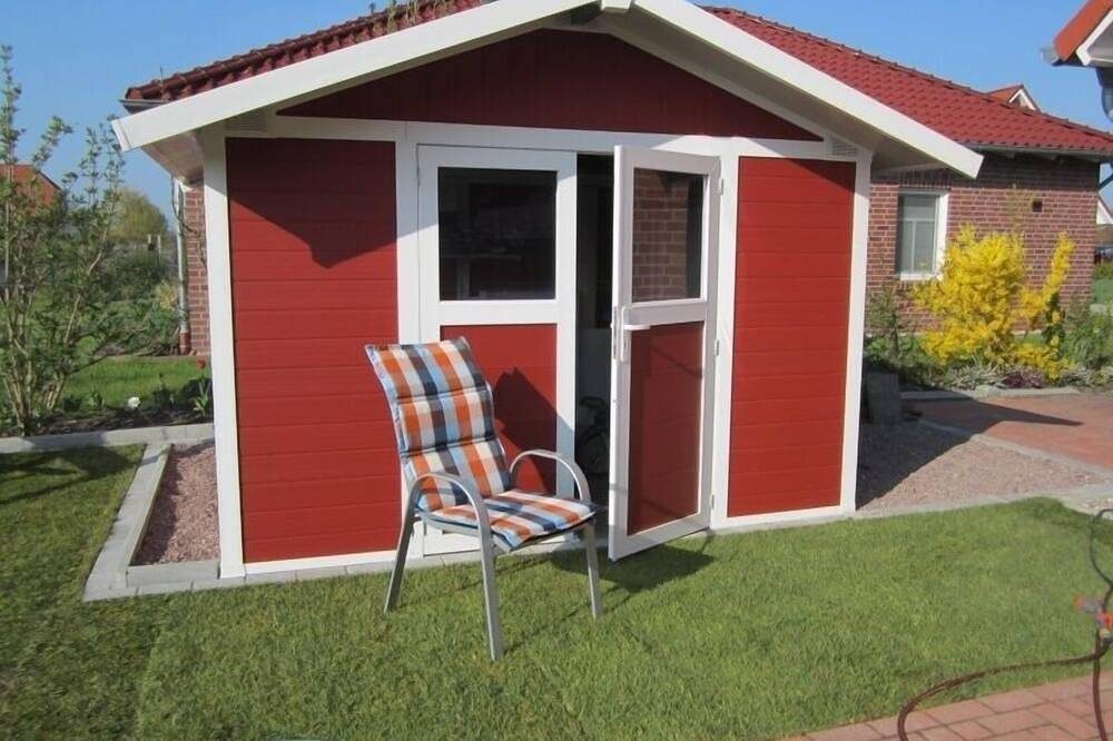 100qm Ferienhaus am Wasser für 6 Pers. mit Kamin, Wärmekabine, Garten & Tretboot — Bild 5