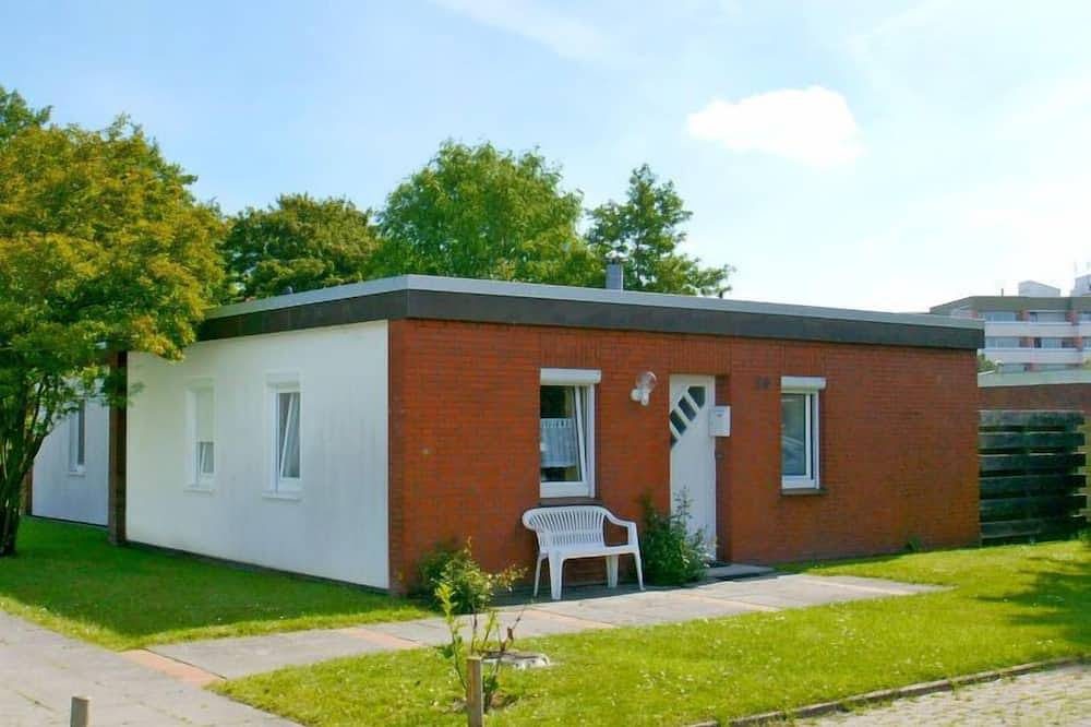 Nordsee-Urlaub in Norden: Ferienhaus Kajüte by Interhome ...
