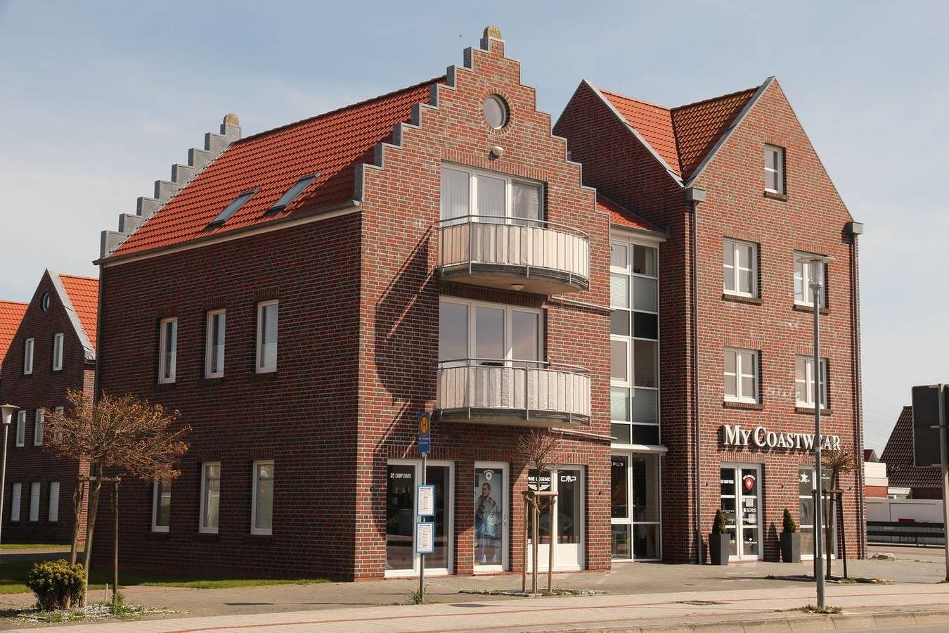 Ferienwohnung (65qm) für 4 Personen mit Fahrstuhl und Balkon in bester Lage — Bild 2