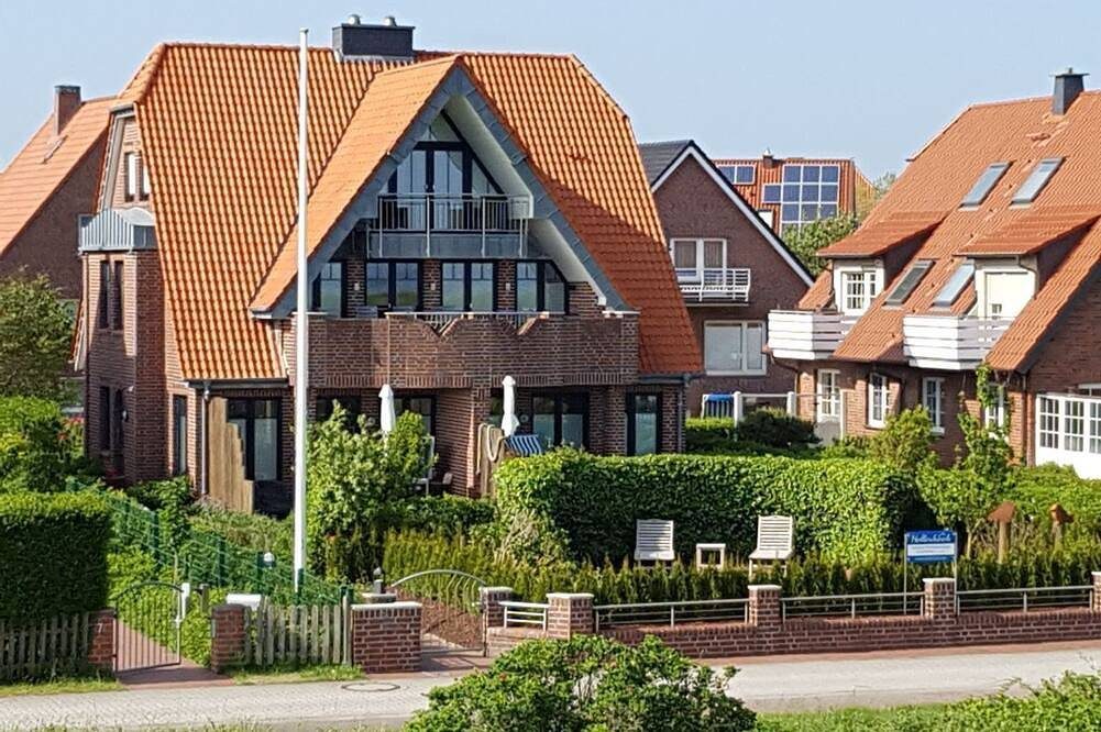 Juist - Exklusive Wohnung, traumhafte Lage direkt am Deich mit Garten\/Terrasse
