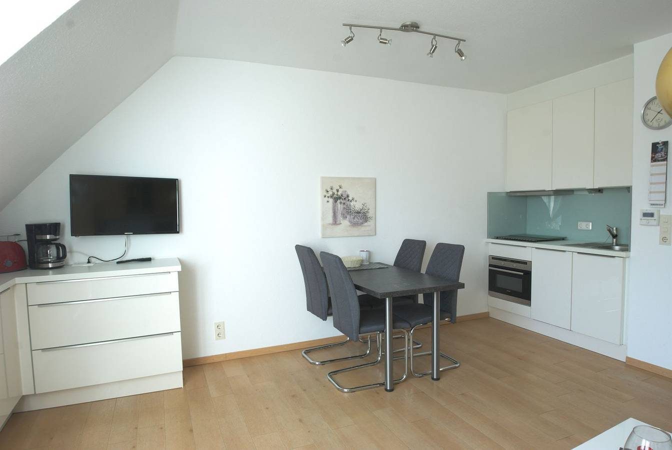 Strandnahe Oberwohnung mit Balkon für bis zu 3 Personen — Bild 4