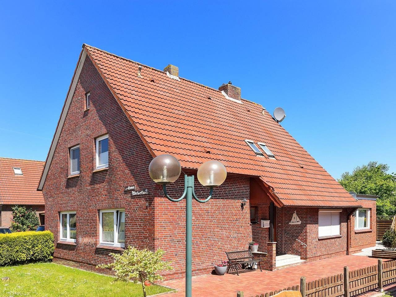 Ferienwohnungen im Haus Waterkant in Neuharlingersiel — Bild 2