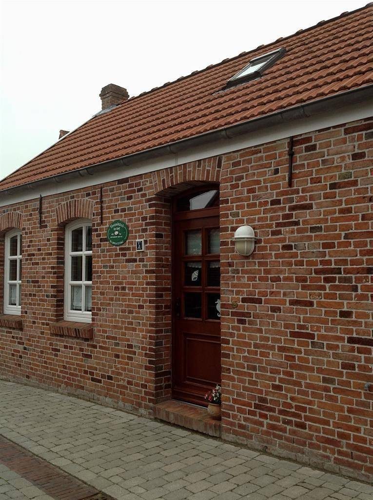 Ferienhaus für 4 Personen mit Terrasse — Bild 2