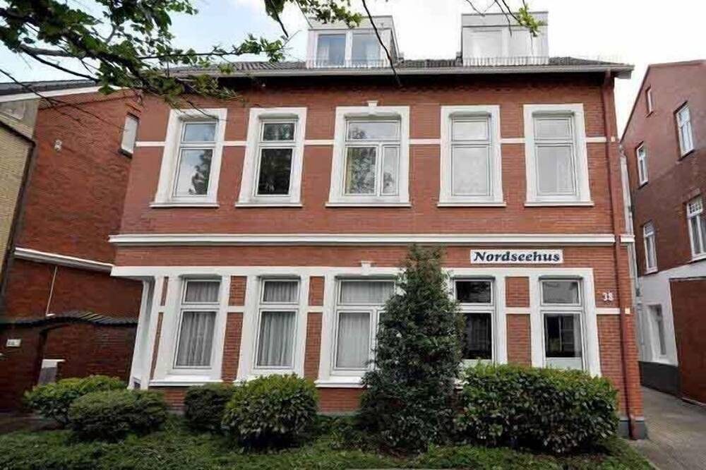 Familienfreundliche Ferienwohnung mit zwei separaten Schlafzimmern! — Bild 3