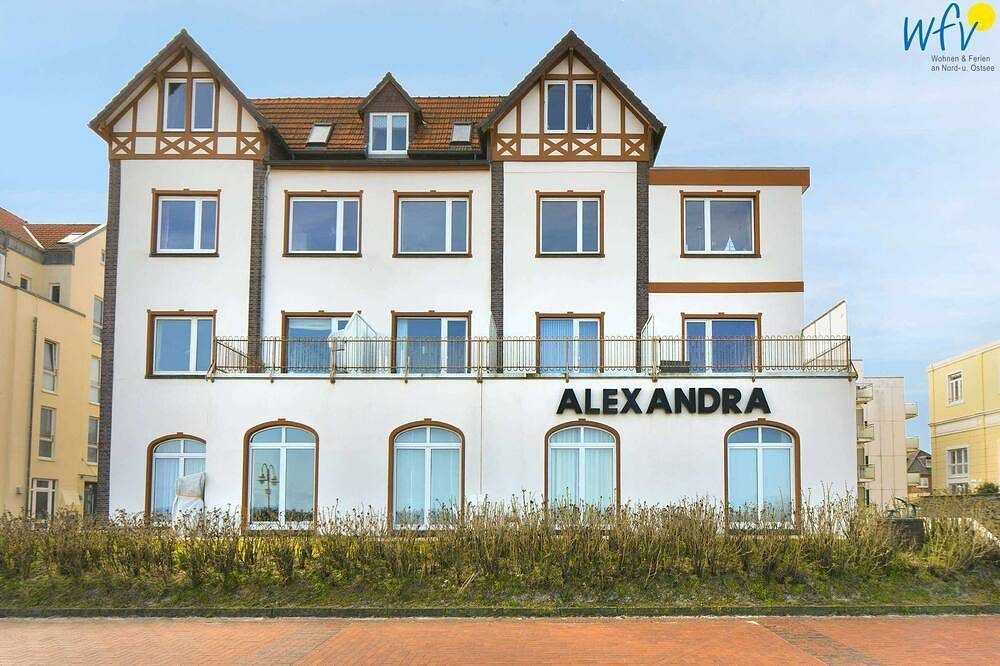 „Entspannen Sie in der Villa Alexandra: Meerblick und Romantik pur!“ — Bild 2