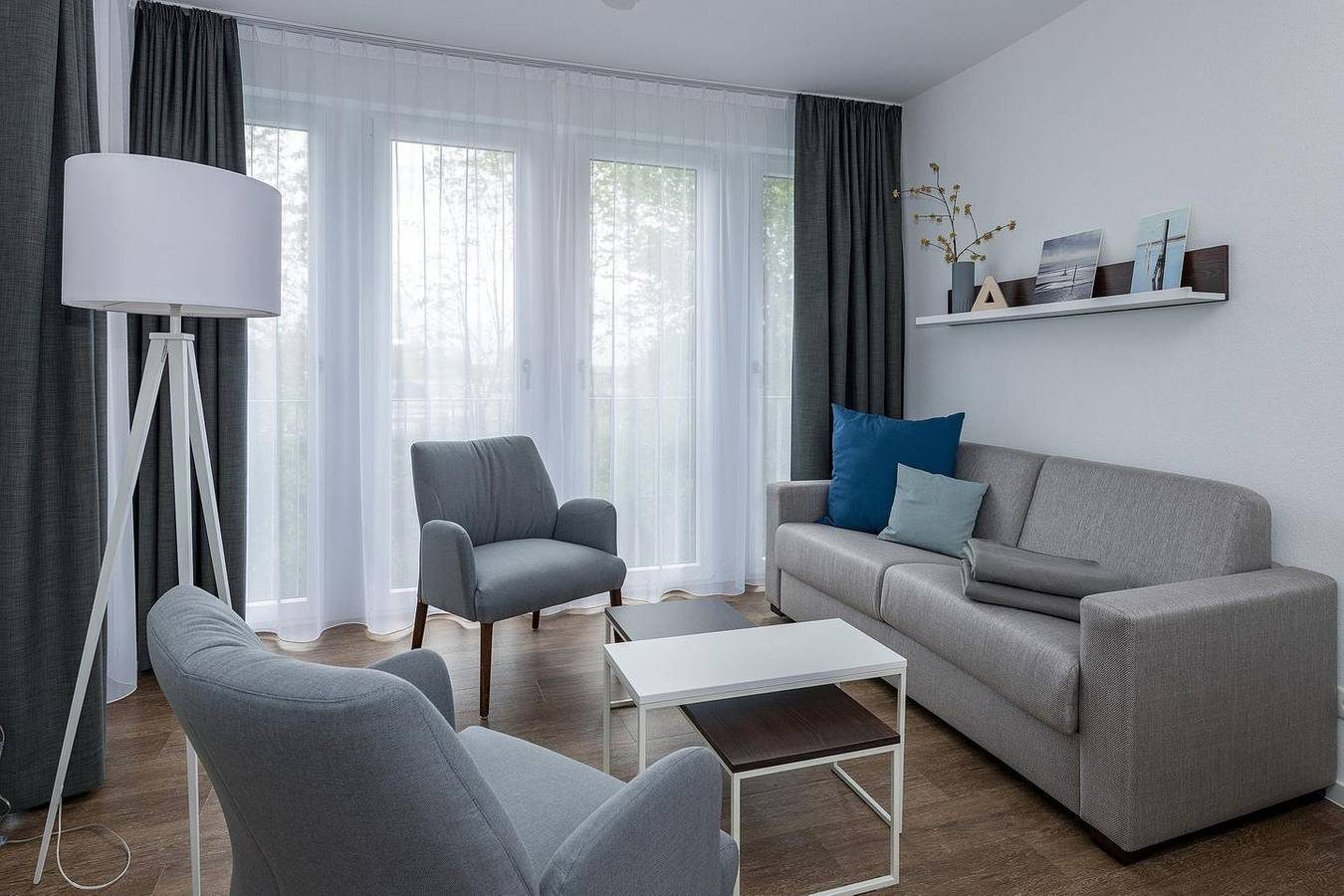 Strandnahes Apartment mit großem Balkon, Parkplatz, Schwimmbad- & Saunanutzung