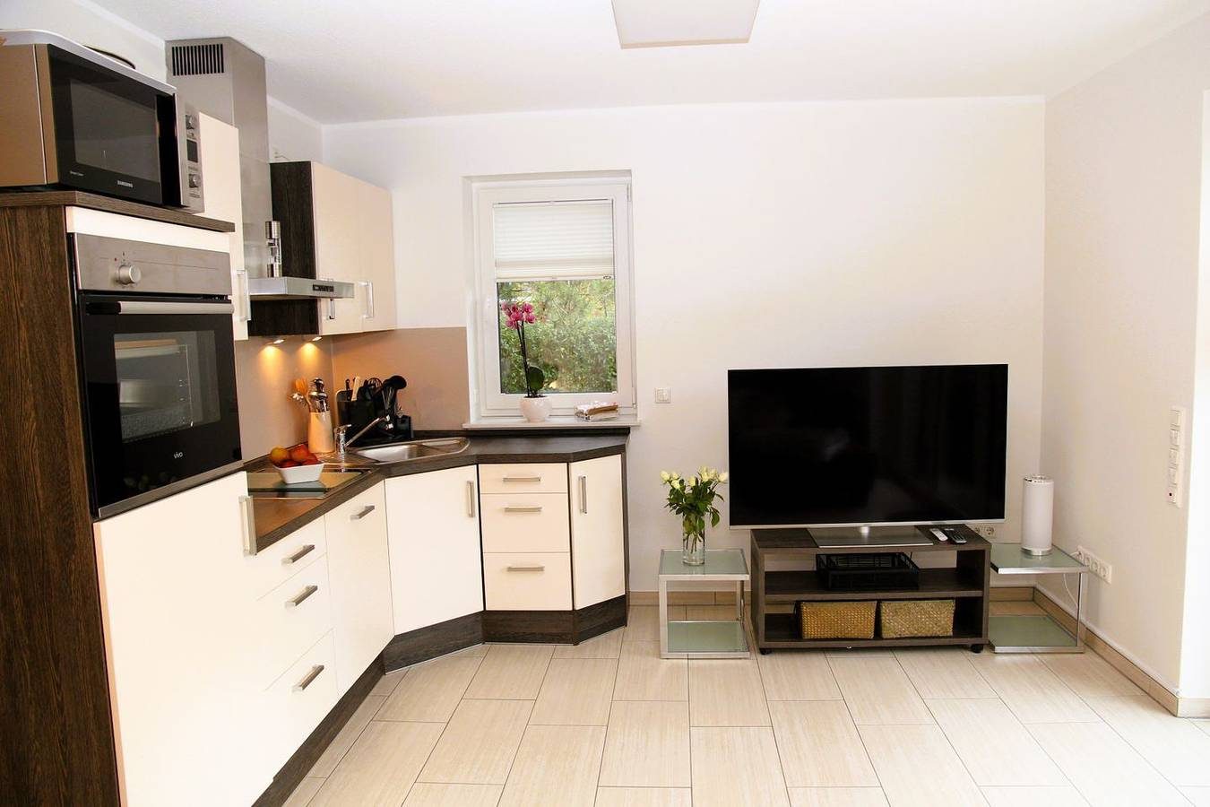 Familienfreundliches Ferienhaus (80qm) für 4 Personen mit Garten am Deich — Bild 5