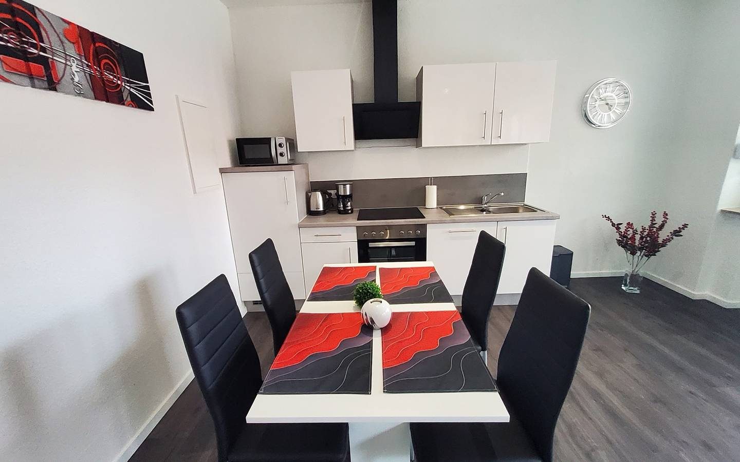 Ferienwohnung 'Wohnung 3' mit Terrasse — Bild 2