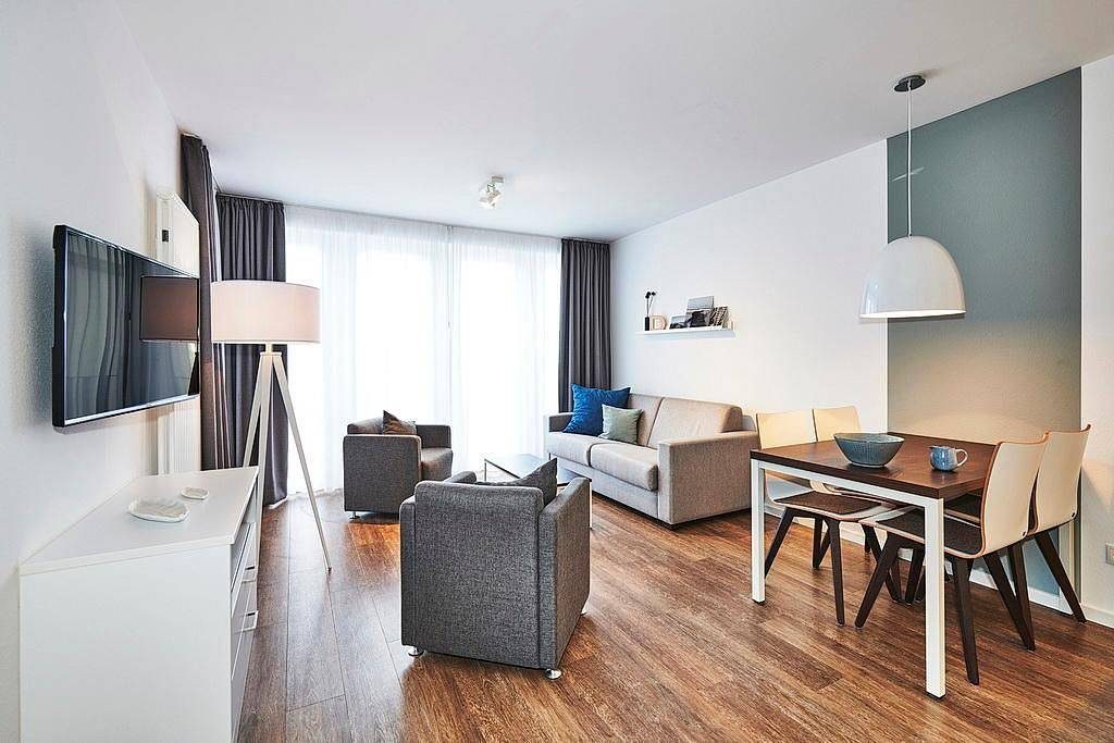 Strandnahes Ferienapartment mit Südbalkon inklusive Schwimmbad- & Saunanutzung
