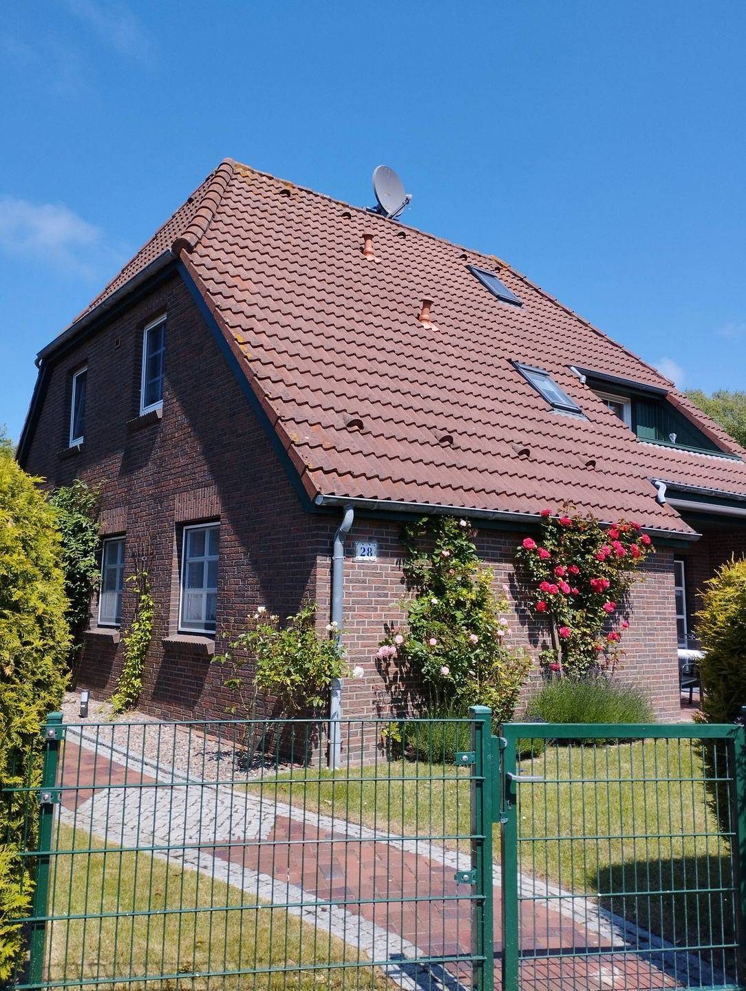 Dieses gemütlich eingerichtete und ruhig gelegene Ferienwohnung befindet im wunderschönen Fischerdorf Carolinensiel — Bild 3