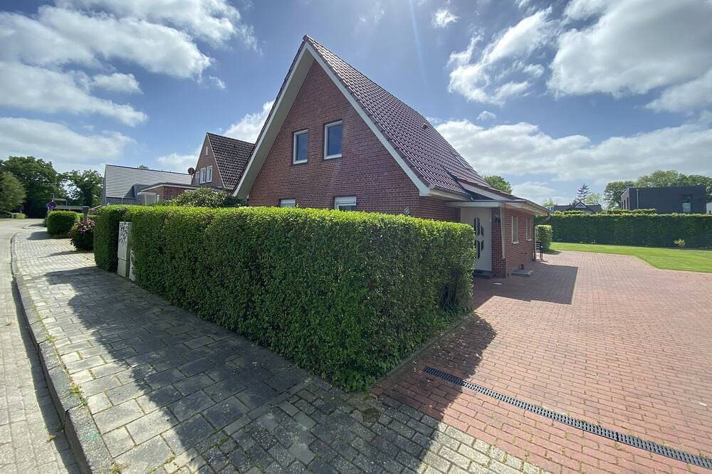 Haus Wilhelmine Og im Herzen Ostfrieslands. Zentral und ruhig gelegene Wohnung — Bild 2