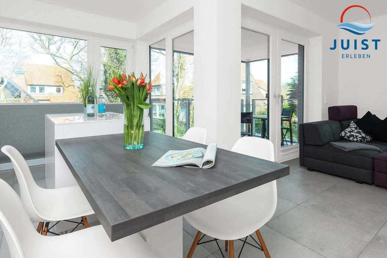 Moderne hundefreundliche Ferienwohnung, ideal für Paare, mit Balkon, in Wattnähe
