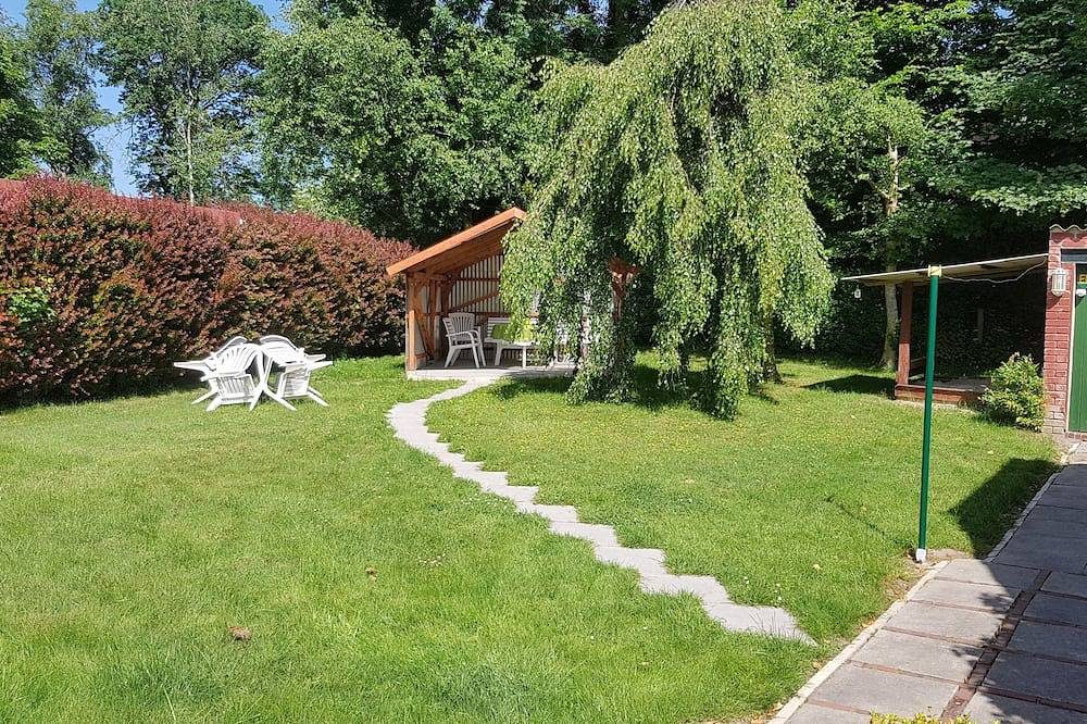 Ferienwohnung direkt an der Nordsee mit großem Garten und überdachte Terrasse — Bild 4