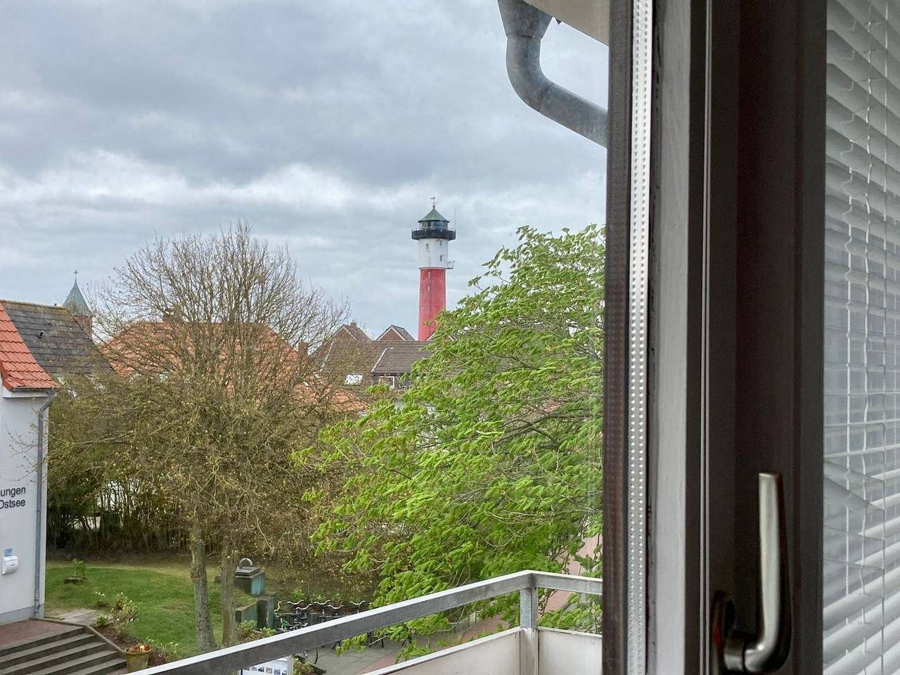 Pinguin - im Dorfzentrum — Bild 2