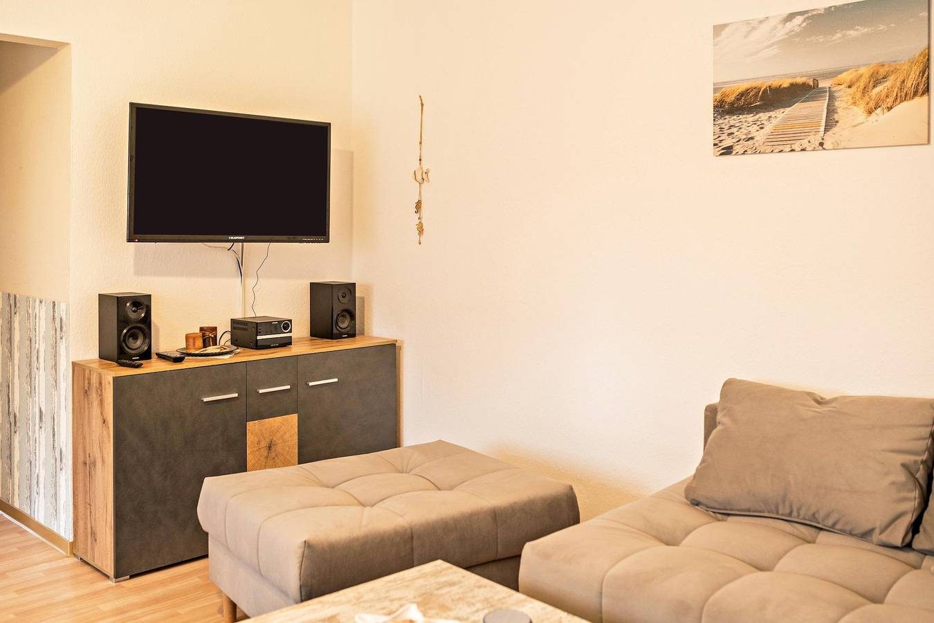 Ferienwohnung "Llojan" in Nordseenähe mit Wlan, Gemeinschaftsterrasse und Garten — Bild 2