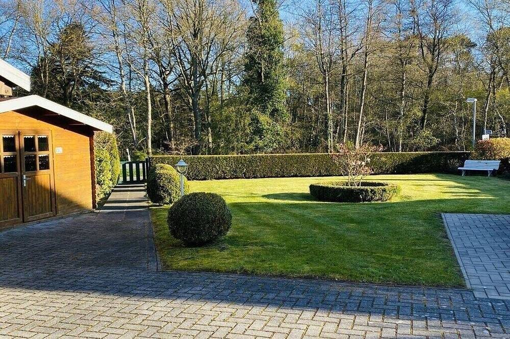 Ferienhaus in Berumbur mit Schwimmbecken — Bild 5