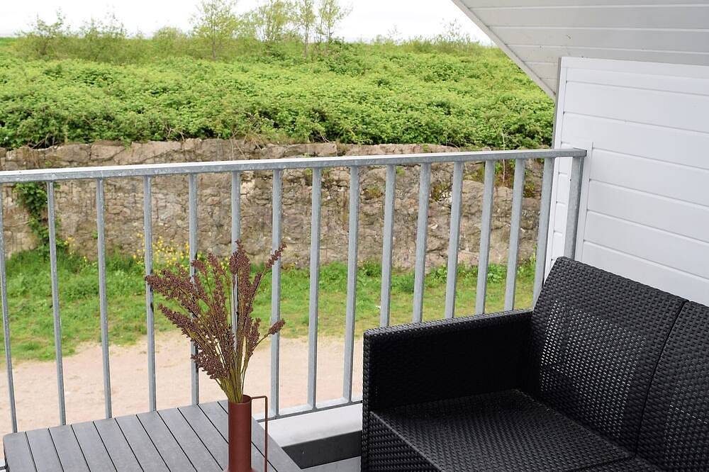 Modernes Ferienhaus, Sauna, Süd-Terrasse, Loggia mit Meerblick, Haustiere — Bild 3