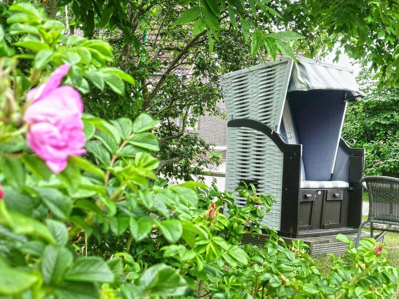 Helle Ferienwohnung auf Langeoog mit Gartennutzung für bis zu vier Personen — Bild 4