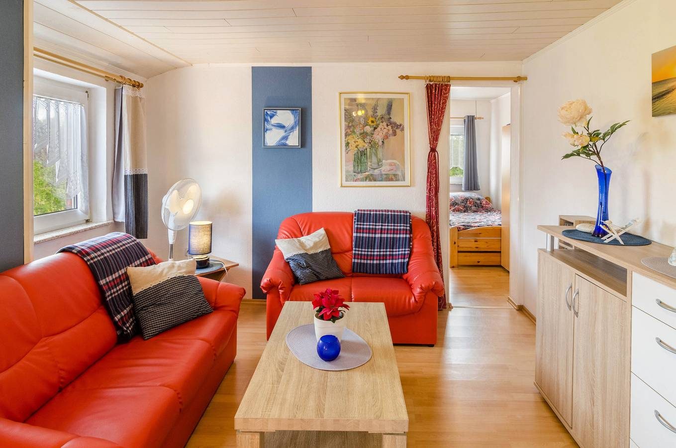 Ferienwohnung 'Djuren' mit Privatterrasse, Gemeinschaftsgarten und Wi-Fi — Bild 3