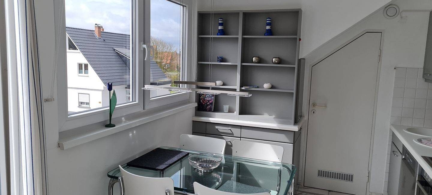 Großzügige, komfortable Ferienwohnung in der Nordhelmsiedlung mit Balkon — Bild 4