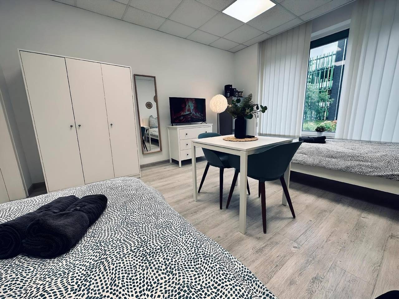 Apartment Flixi 1 zentrales Zimmer für 2 Gäste — Bild 2