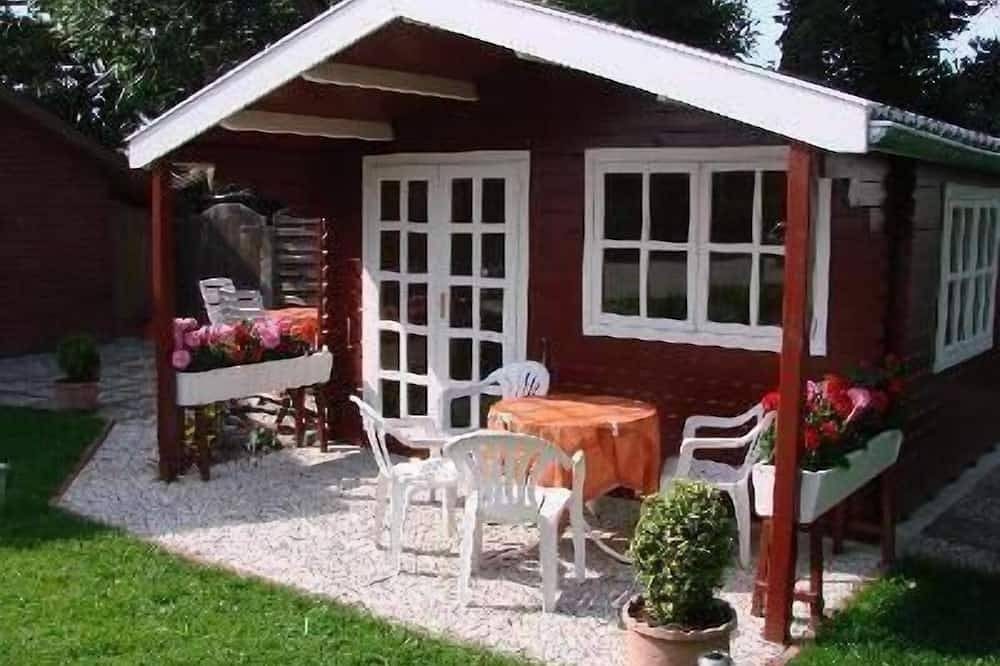 Ferienwohnung Dornumersiel für 1 - 3 Personen mit 1 Schlafzimmer - Ferienwohnung — Bild 2
