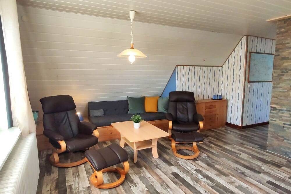 Ferienwohnung direkt an der Nordsee mit Terrasse und Garten zum Sonnen