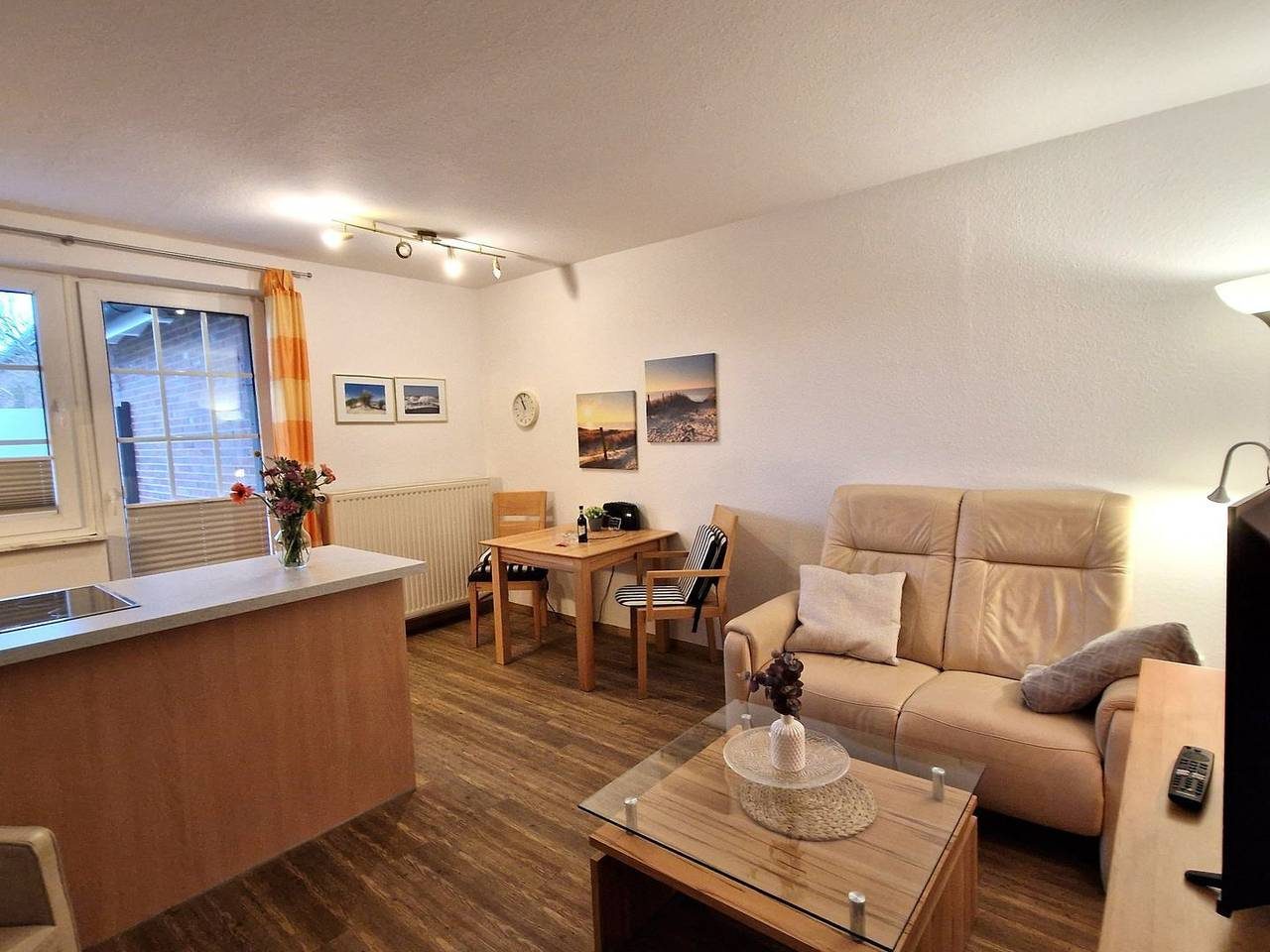 strandnahe Ferienwohnung im Ergeschoss mit geschlossener Terrasse für 2 Pers. — Bild 5