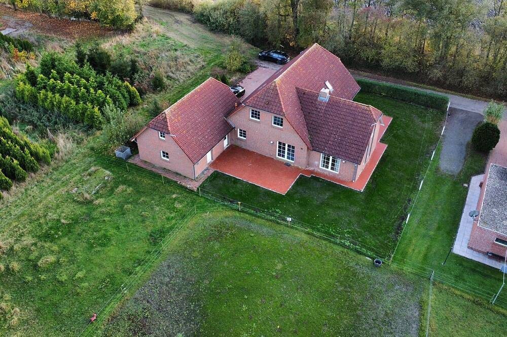 Landhaus Maarweg, groß für 10 Personen, moderne Einrichtung, Kamin, Garten — Bild 2
