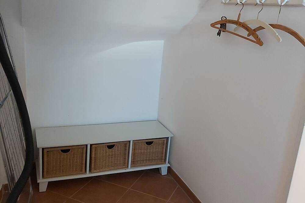 Moderne Ferienwohnung mit Südterrasse Nähe des Zentrums. — Bild 4