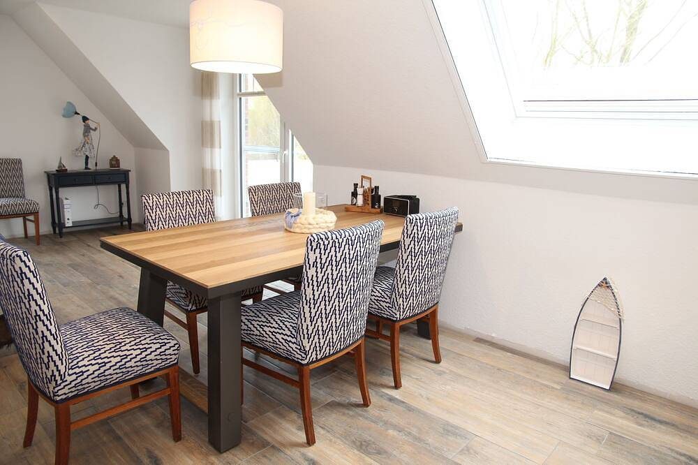 Neue Ferienwohnung (80qm) für 4 Personen mit Balkon, Infrarotkabine am Wasser — Bild 4
