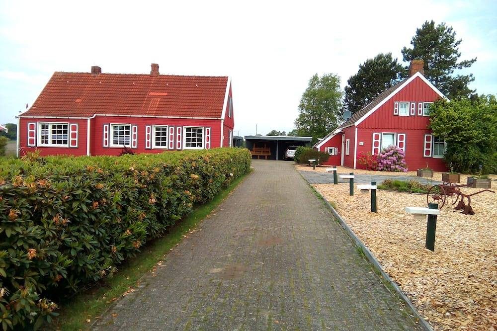 Ferienwohnung in ruhiger Lage mit überdachter Terrasse