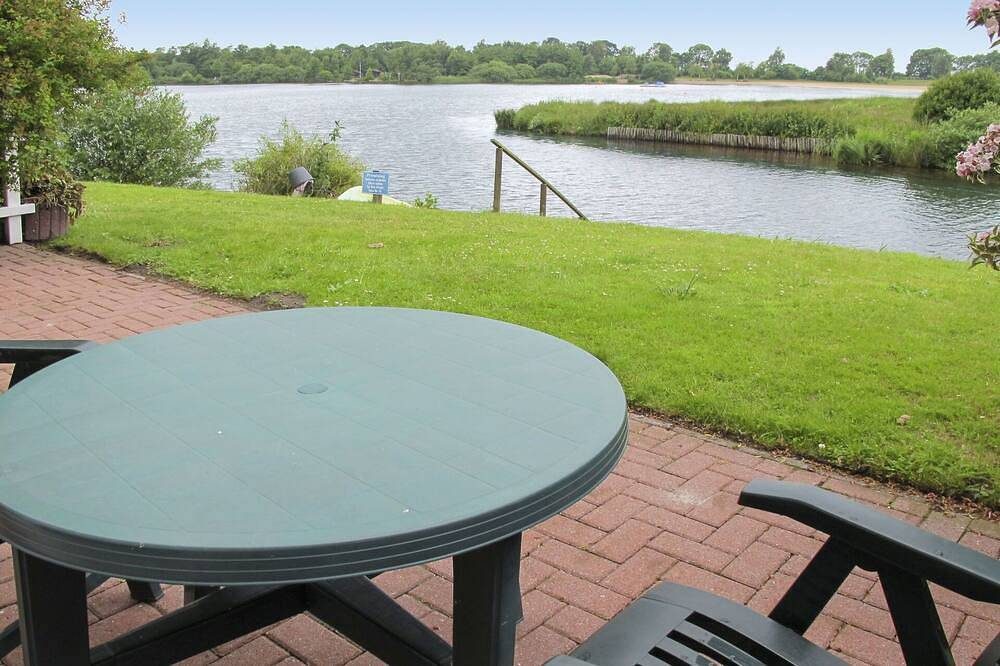 Schönes  Ferienhaus für 4 Personen mit  W-Lan, Tv, Terrasse und Parkplatz — Bild 4