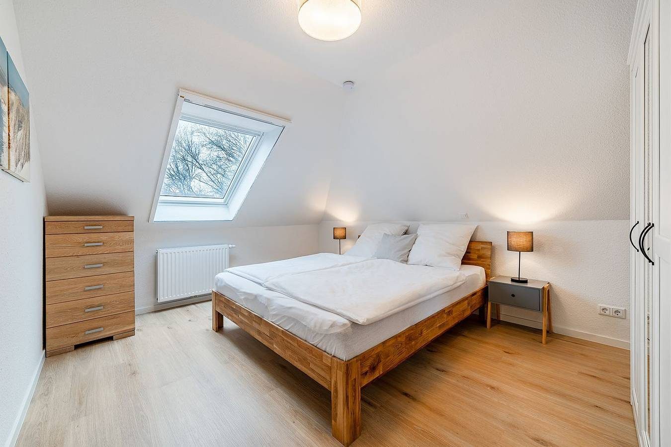 "Upkaamer": Gemütliche Wohnung mit Blick auf die Greetsieler Zwillingsmühlen — Bild 3