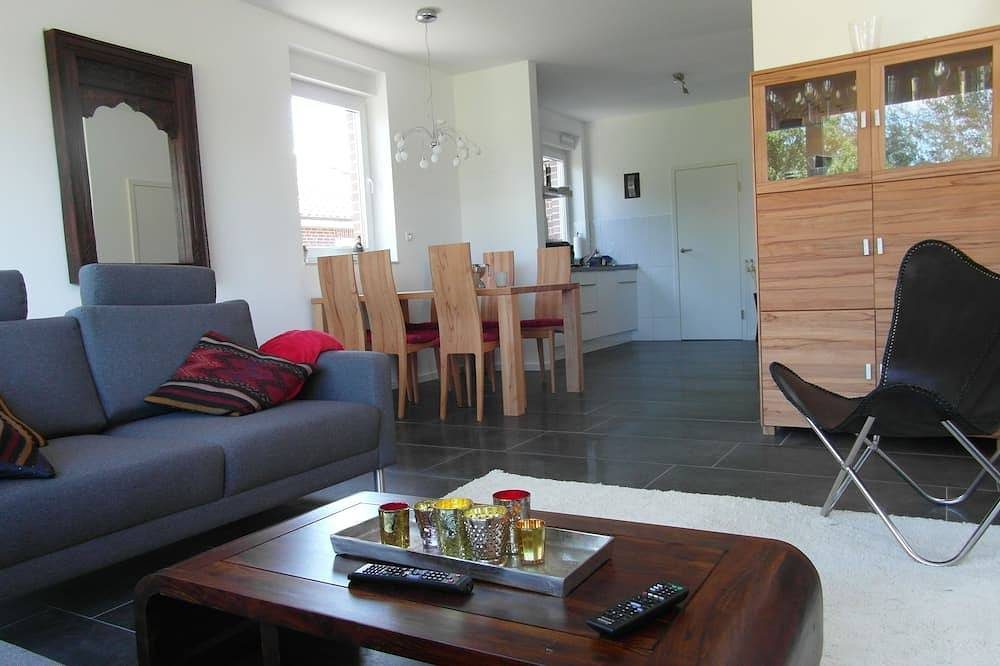 5 Sterne Neubau 2014, mit Garten für bis zu 5 Personen, sehr individuell