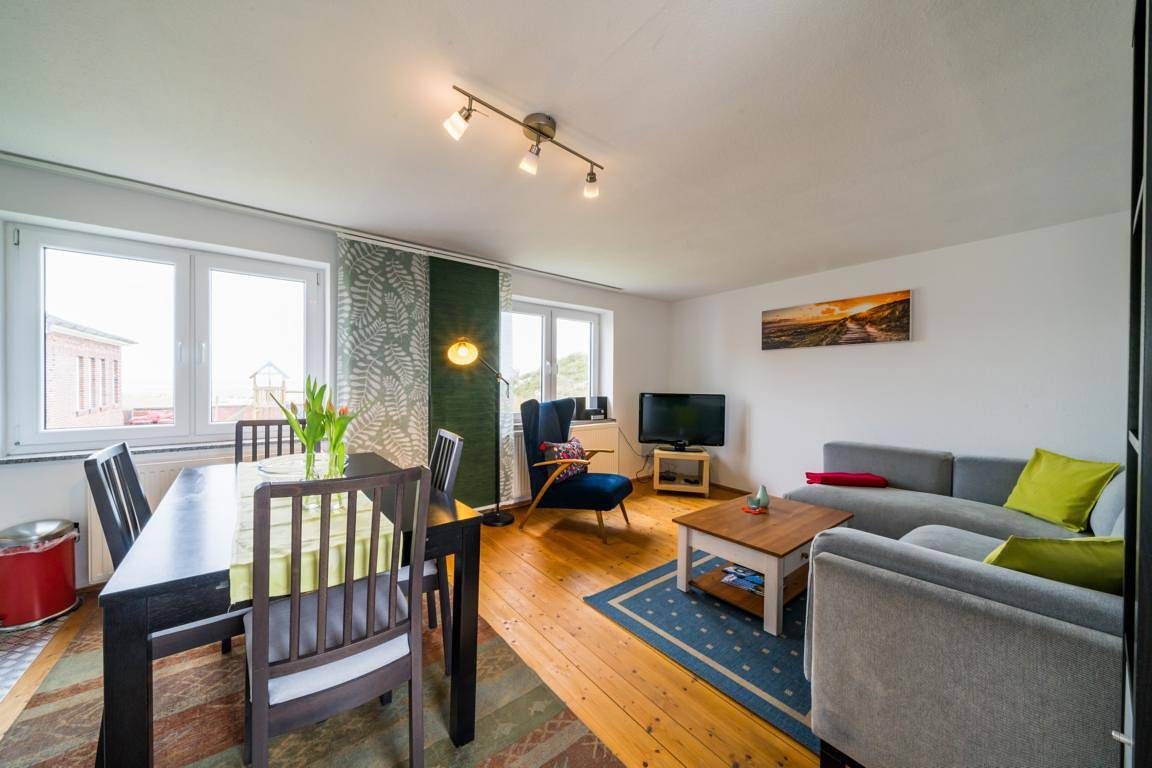 Ferienwohnung Meeresblick" mit Meerblick, Balkon und Wi-Fi