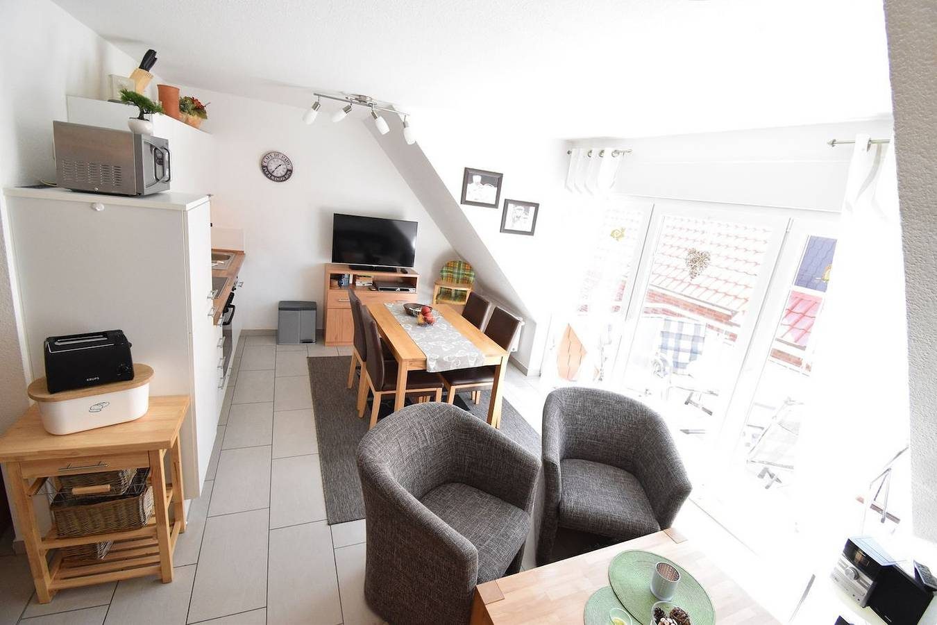 Meeresbrise Og – Wunderschöne Ferienwohnung in zentraler Lage in Norddeich. — Bild 4