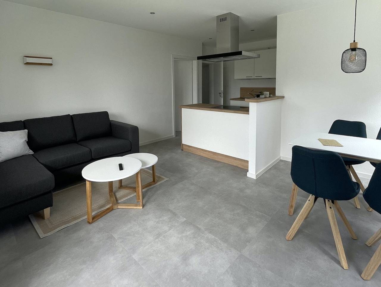 Ferienwohnung Brandung - Haus Seeschwalbe - Ferienwohnung Brandung mit 50qm, 1 Schlafzimmer, Balkon mit Blick in Garten, max. 2 Personen — Bild 3