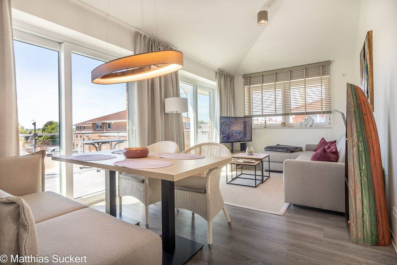 Luxus pur am Deich: Penthouse-Wohnung 'Lachmööv' in Hooksiel